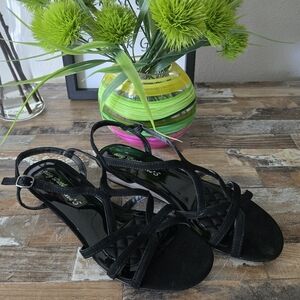 Easy Street Elegant Black Sandals